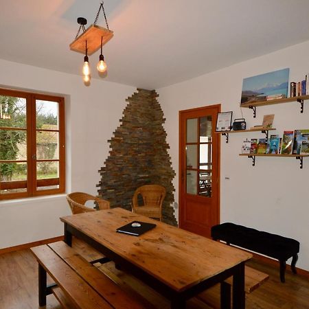 Maison Maliga J&G House Saint-Pierre-de-Curtille Extérieur photo