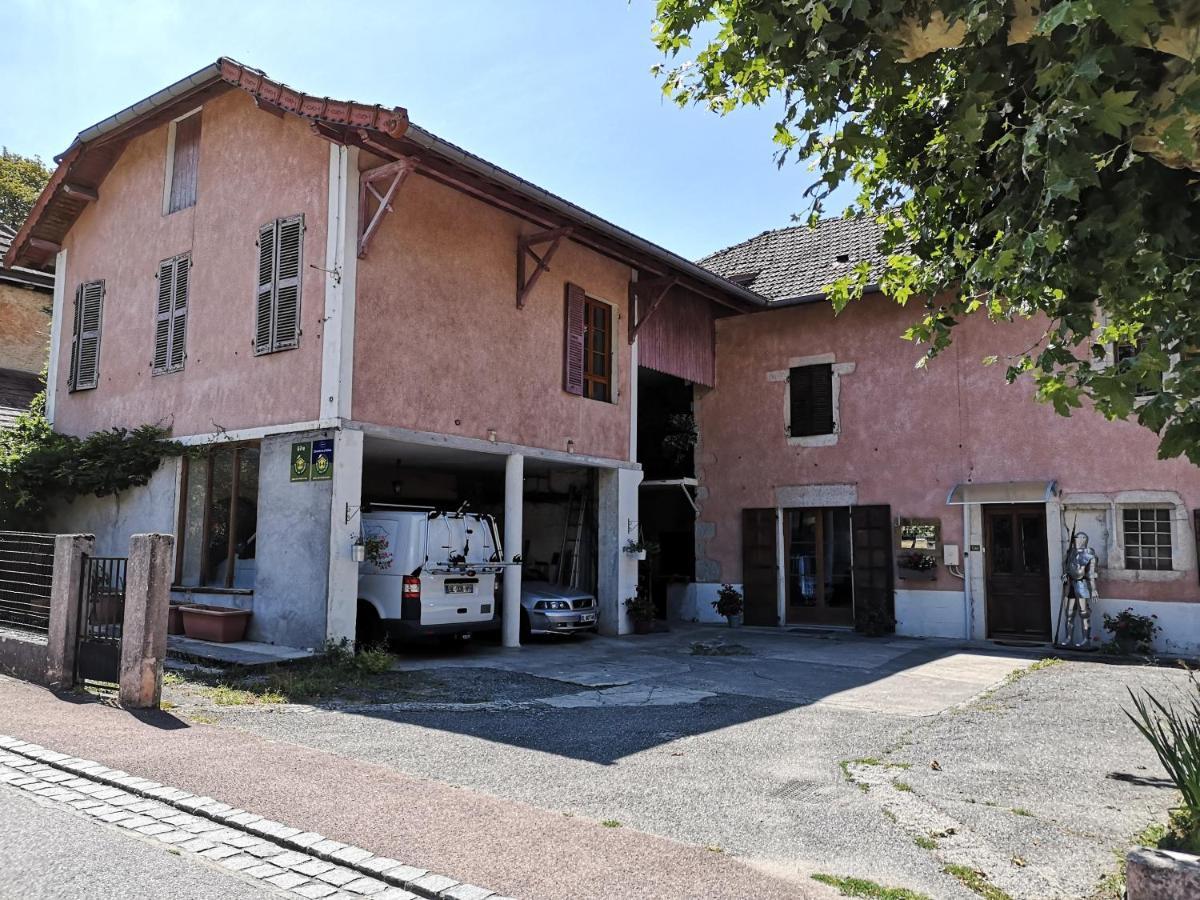 Maison Maliga J&G House Saint-Pierre-de-Curtille Extérieur photo
