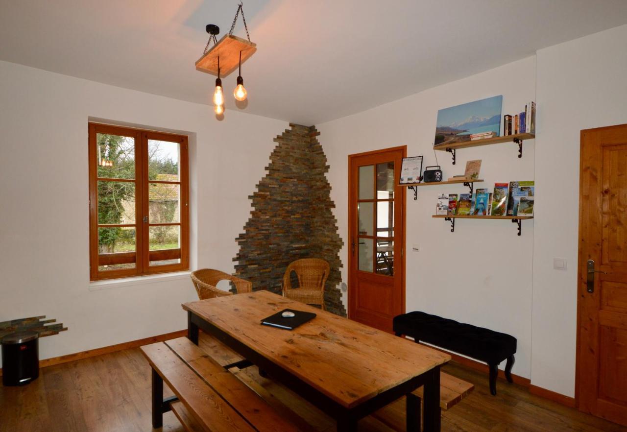 Maison Maliga J&G House Saint-Pierre-de-Curtille Extérieur photo