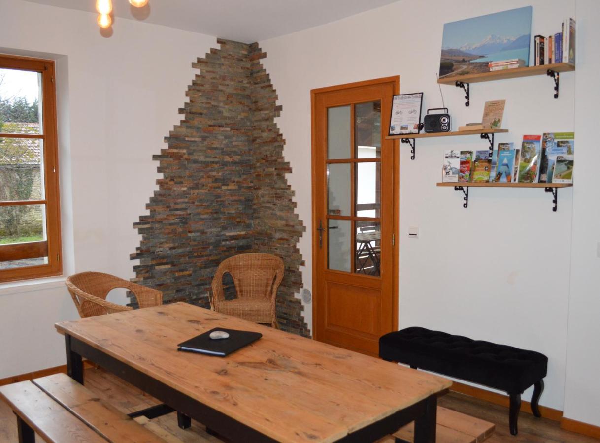 Maison Maliga J&G House Saint-Pierre-de-Curtille Extérieur photo